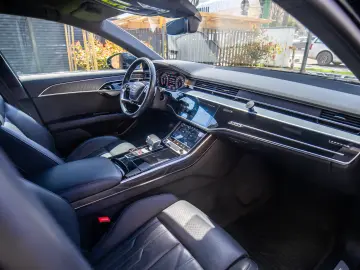 AUDI A8 L Quattro