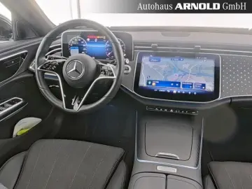 MERCEDES-BENZ E 200 4Matic Avantgarde Standhzg. 19  &hellip;