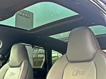AUDI RS6 Avant  BLACK PANO HUD LASER