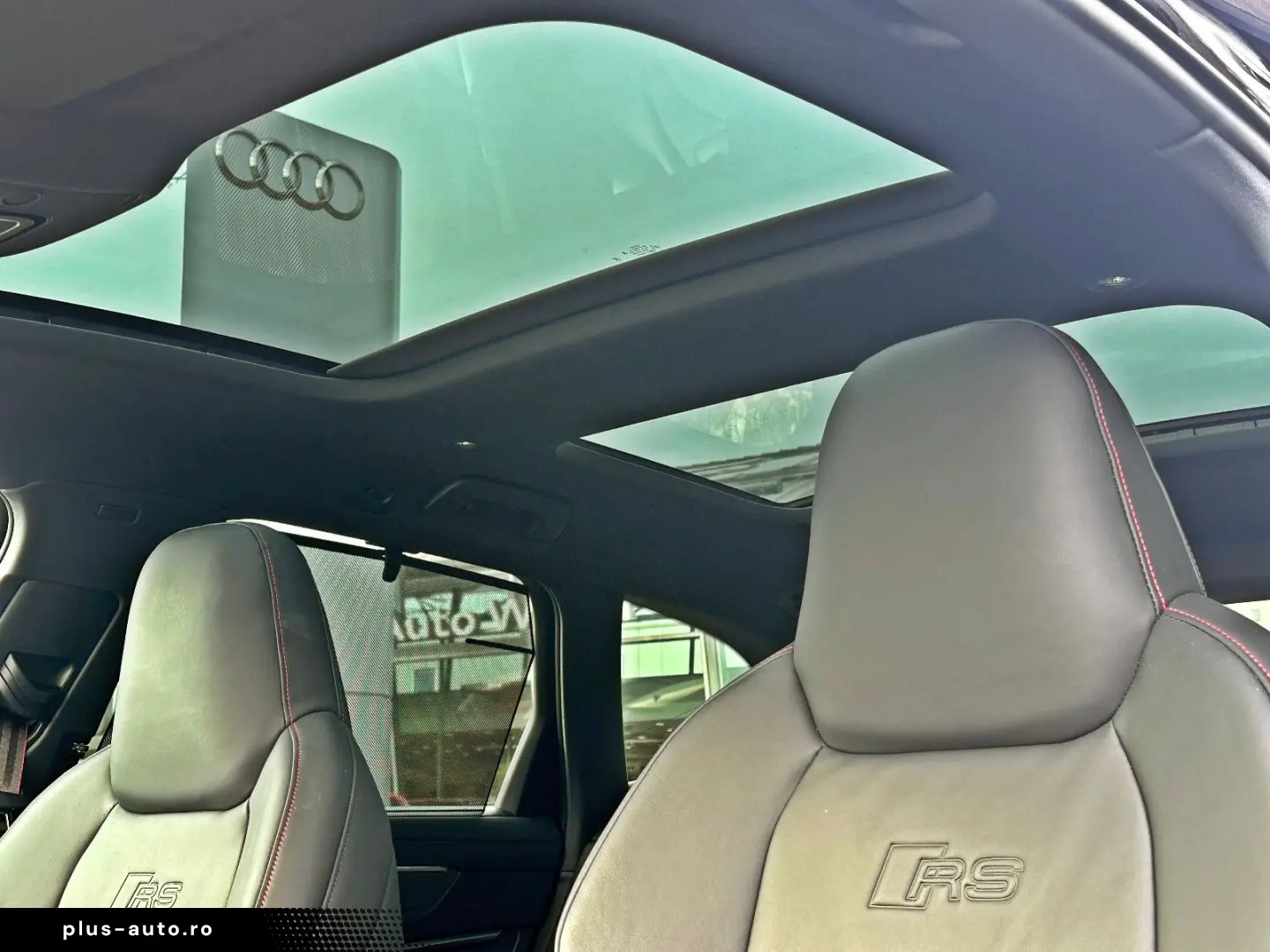 AUDI RS6 Avant  BLACK PANO HUD LASER