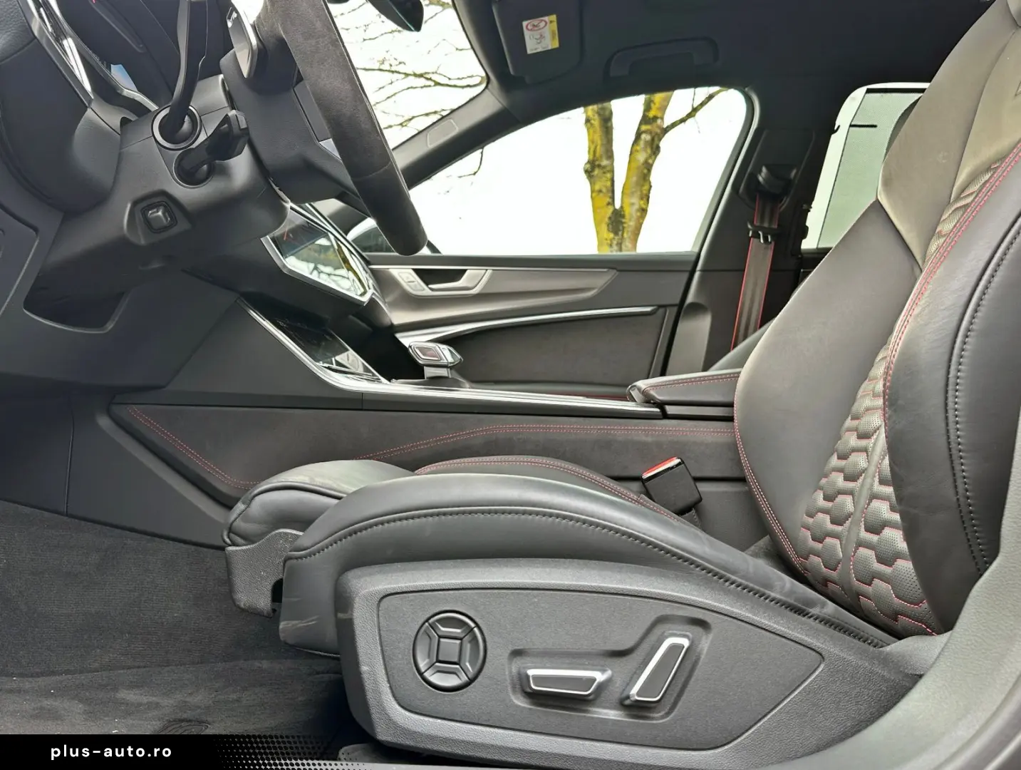 AUDI RS6 Avant  BLACK PANO HUD LASER