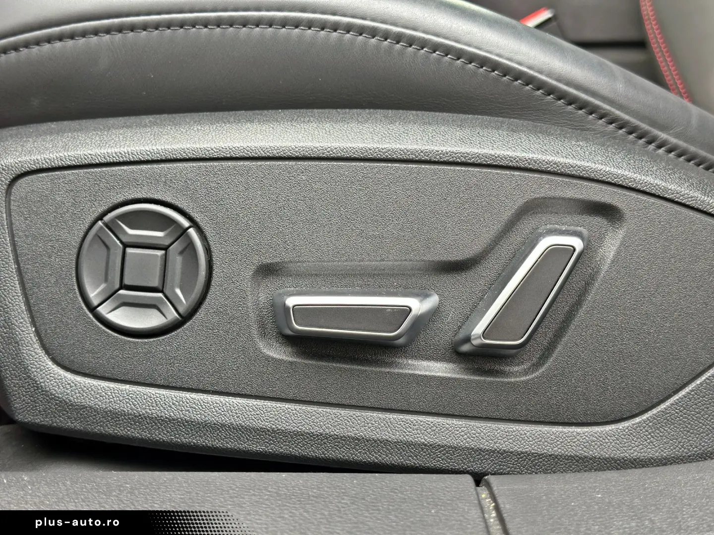 AUDI RS6 Avant  BLACK PANO HUD LASER