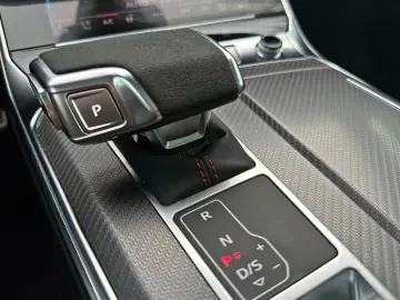 AUDI RS6 Avant  BLACK PANO HUD LASER