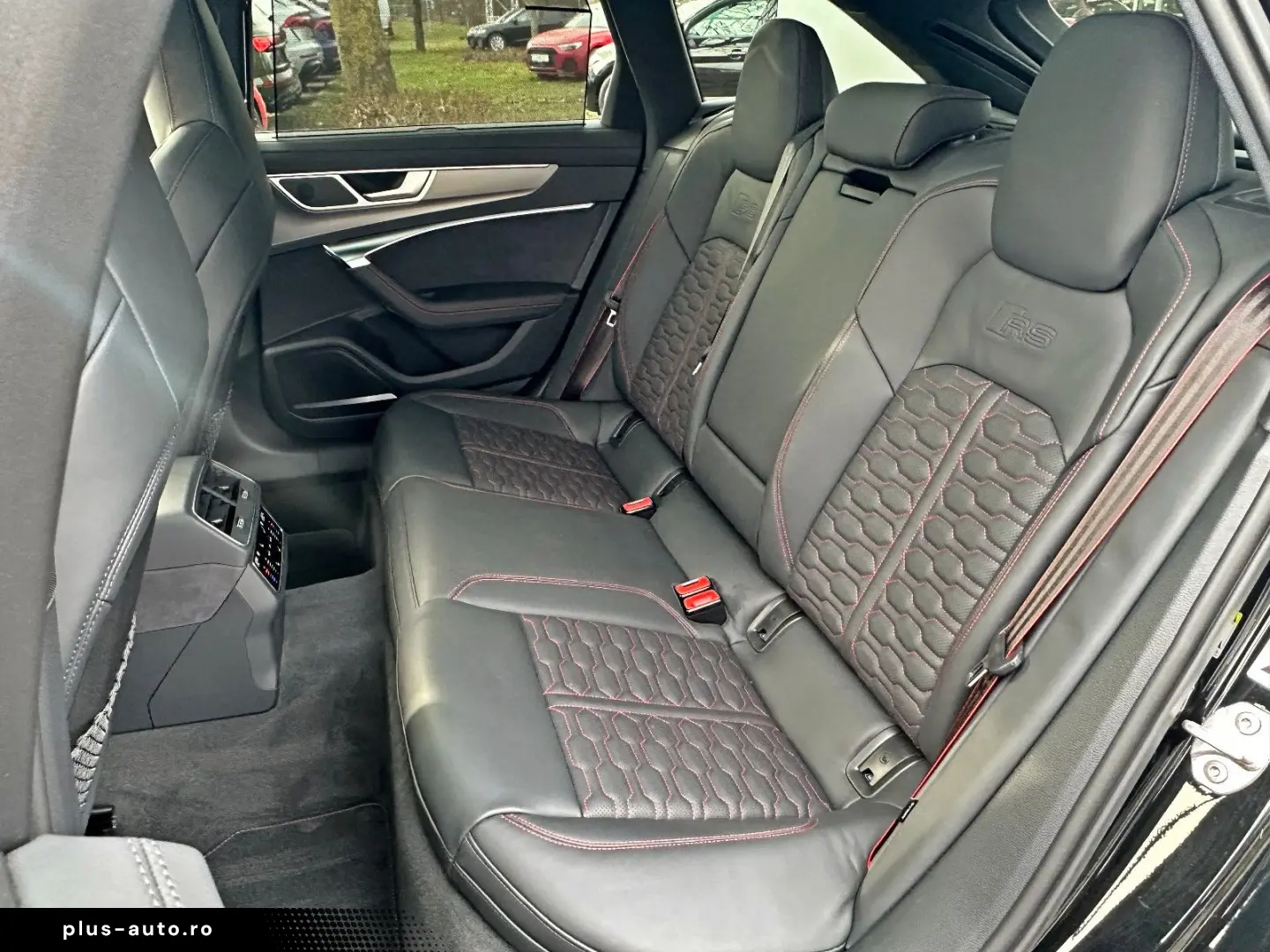 AUDI RS6 Avant  BLACK PANO HUD LASER