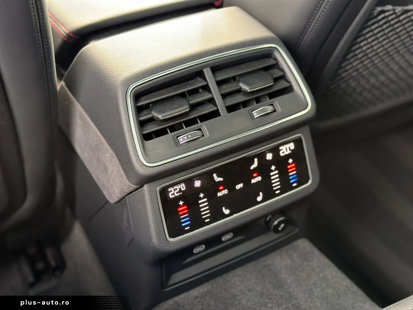 AUDI RS6 Avant  BLACK PANO HUD LASER