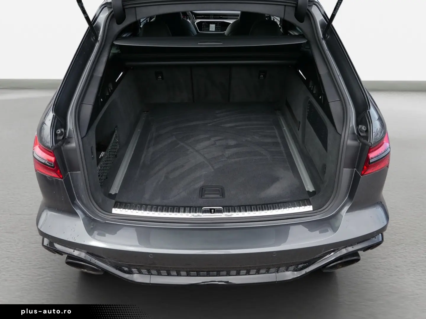 AUDI RS 6 Avant performance quattro  Keramik Pano