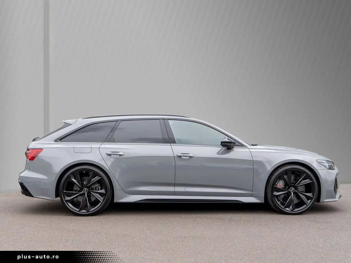 AUDI RS 6 Avant 4.0 TFSI Matrix Panorama B&O Head-up