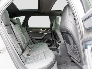 AUDI RS 6 Avant 4.0 TFSI Matrix Panorama B&O Head-up