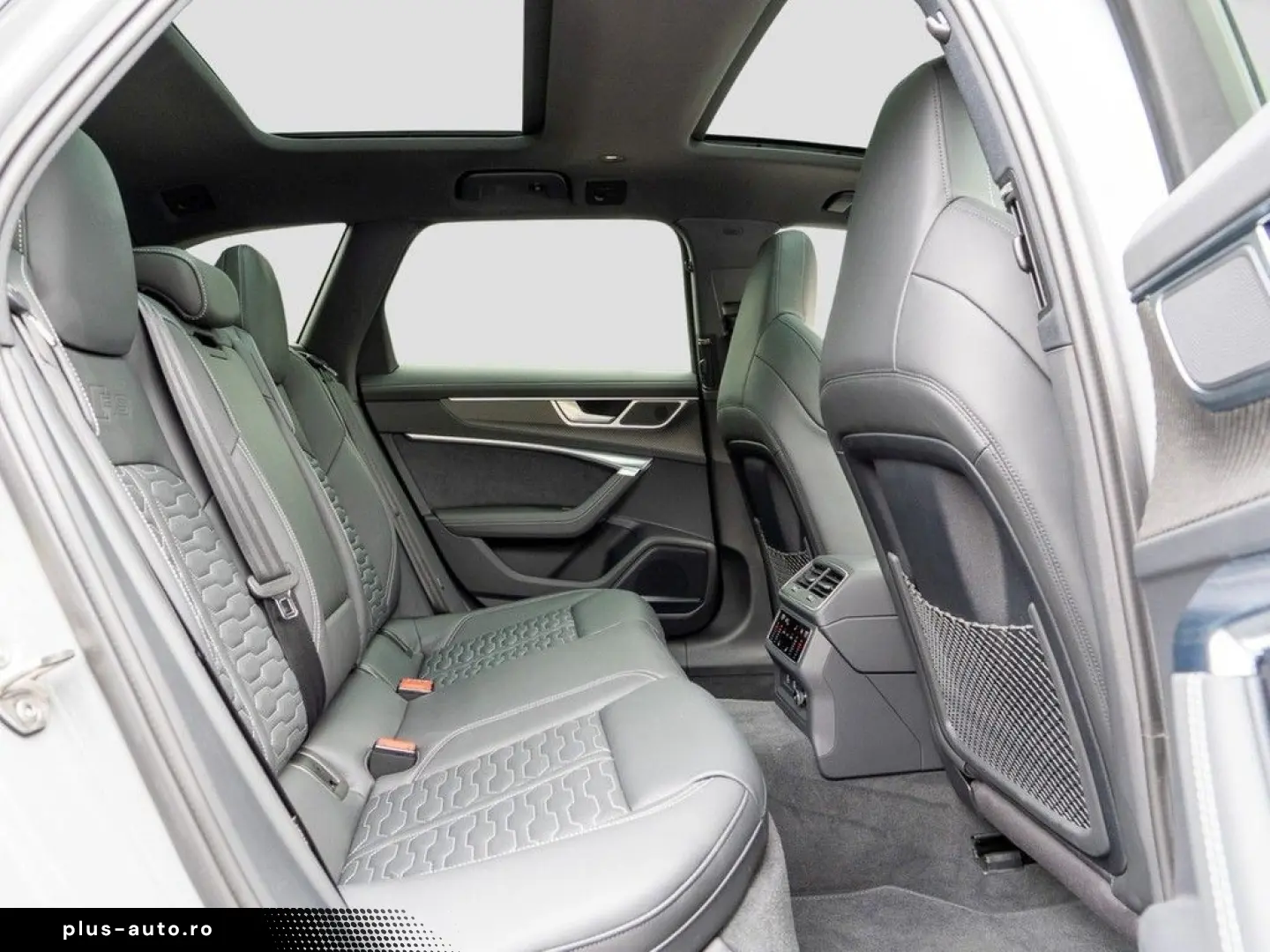 AUDI RS 6 Avant 4.0 TFSI Matrix Panorama B&O Head-up