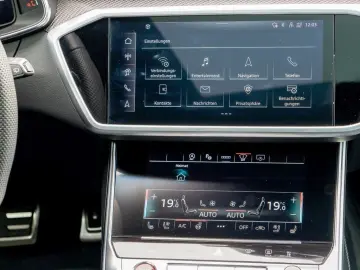 AUDI RS 6 Avant 4.0 TFSI Matrix Panorama B&O Head-up