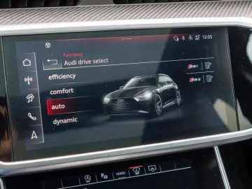 AUDI RS 6 Avant 4.0 TFSI Matrix Panorama B&O Head-up