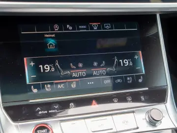 AUDI RS 6 Avant 4.0 TFSI Matrix Panorama B&O Head-up