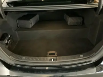 MERCEDES-BENZ E 300 de limo AMG-Line Buisness-Pak Burmester