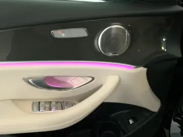 MERCEDES-BENZ E 300 de limo AMG-Line Buisness-Pak Burmester