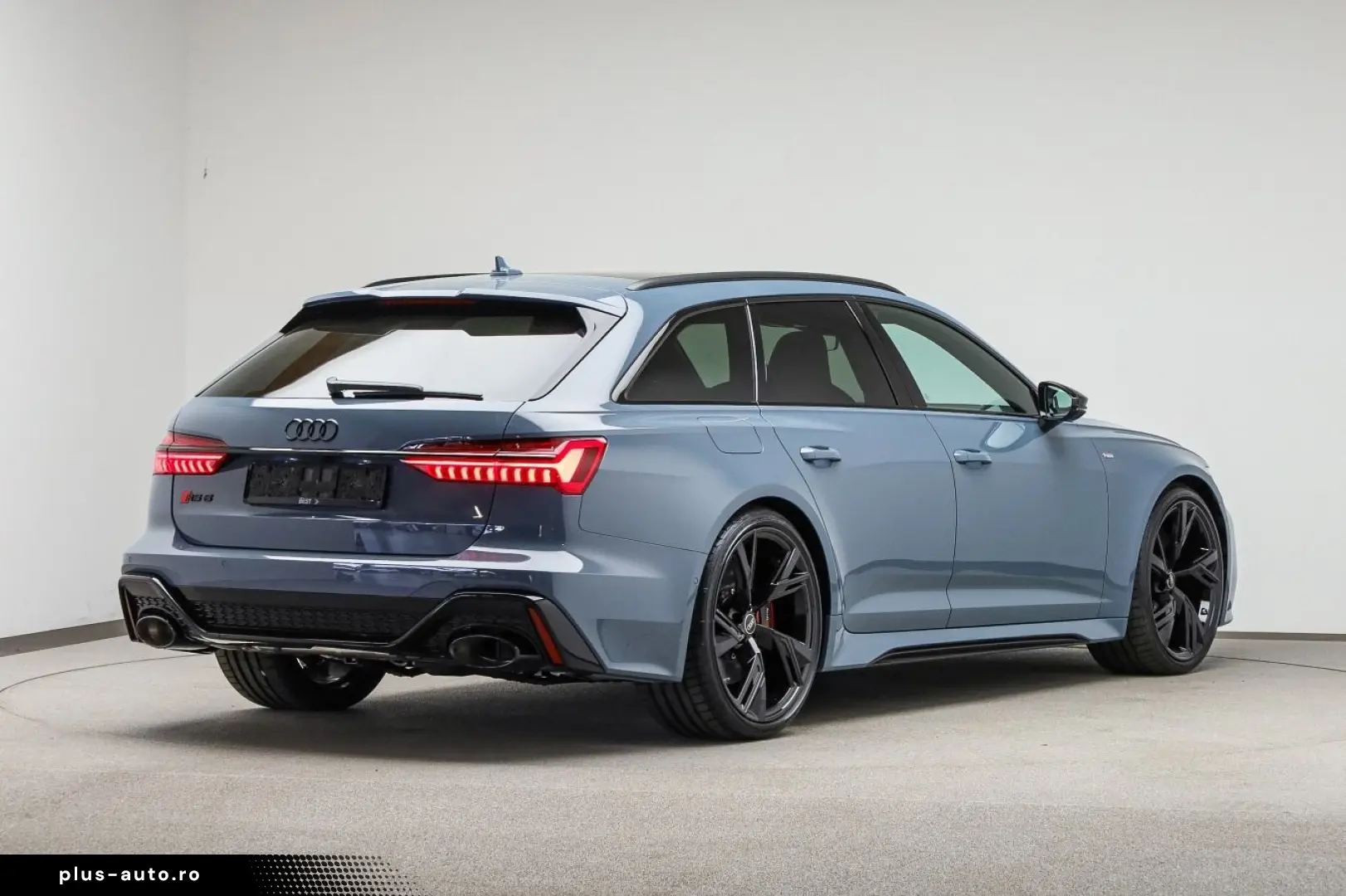 AUDI RS 6 Avant HUP KERAMIK 305KMH LASER AHK PANO