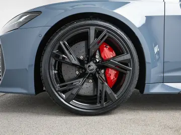 AUDI RS 6 Avant HUP KERAMIK 305KMH LASER AHK PANO