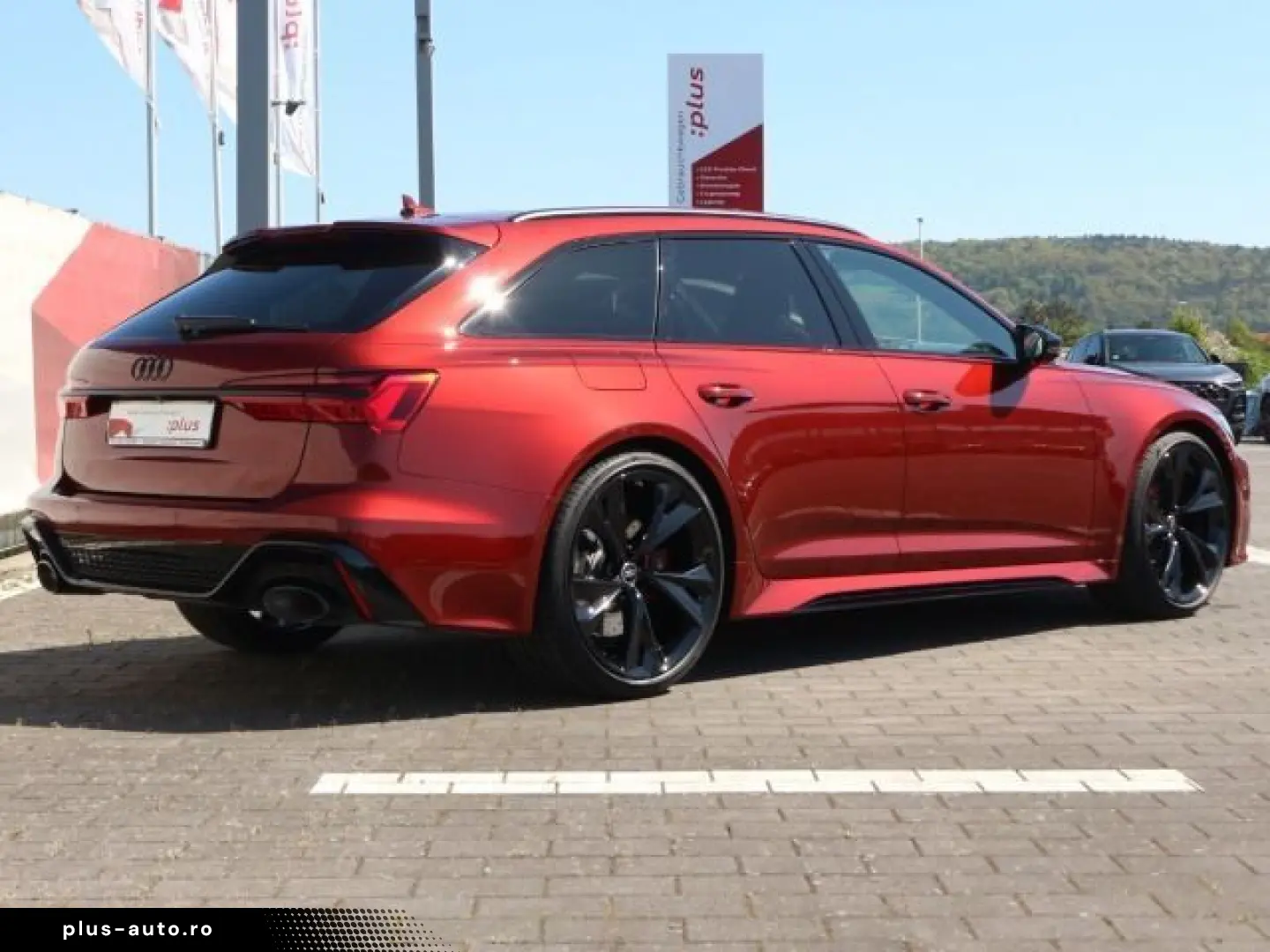 AUDI RS 6 Avant