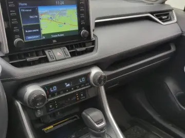 RAV4 2.5 HYBRID LUXURY PREMIUM HSD E-CVT 4WD