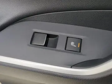 RAV4 2.5 HYBRID LUXURY PREMIUM HSD E-CVT 4WD