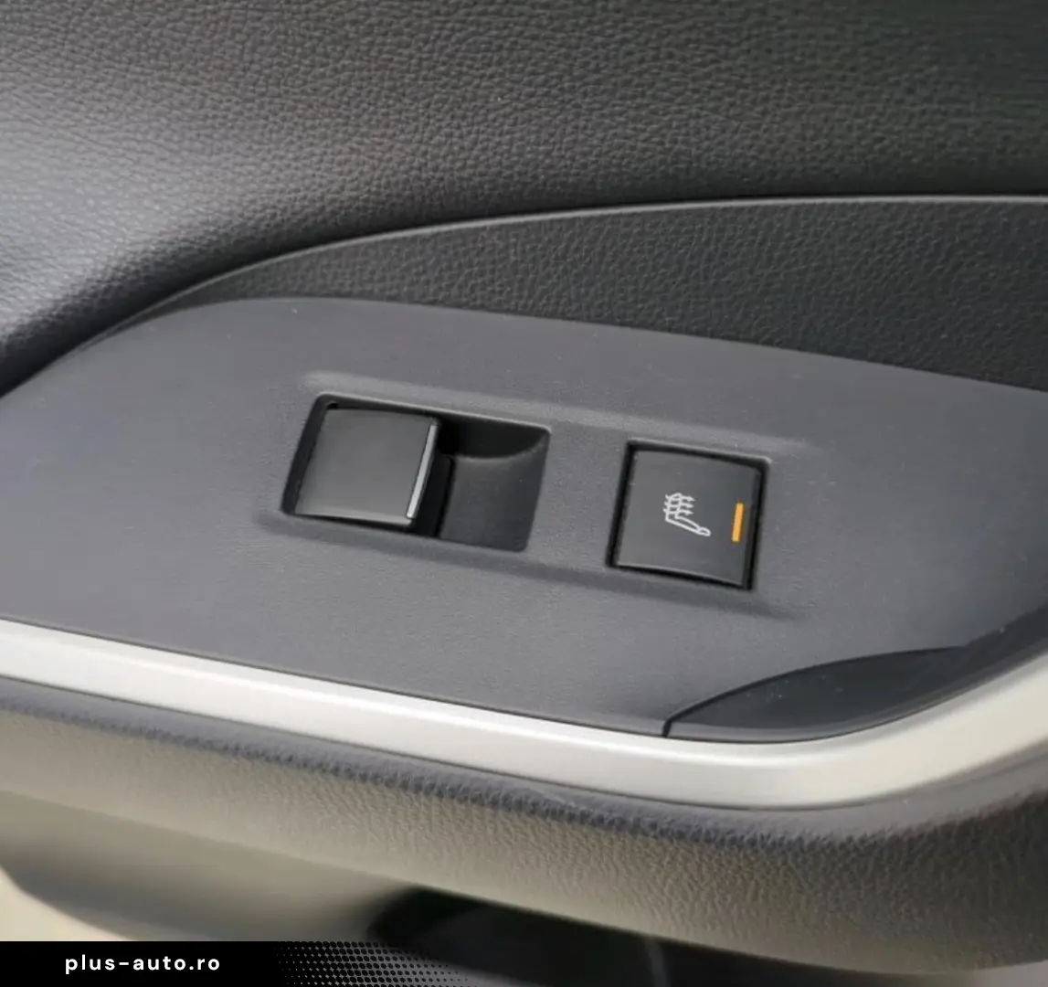 RAV4 2.5 HYBRID LUXURY PREMIUM HSD E-CVT 4WD