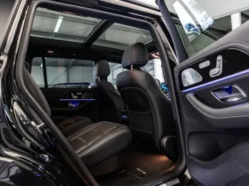 MERCEDES-BENZ GLS 63 4M AMG 4Matic    Pano   Head-Up   Night