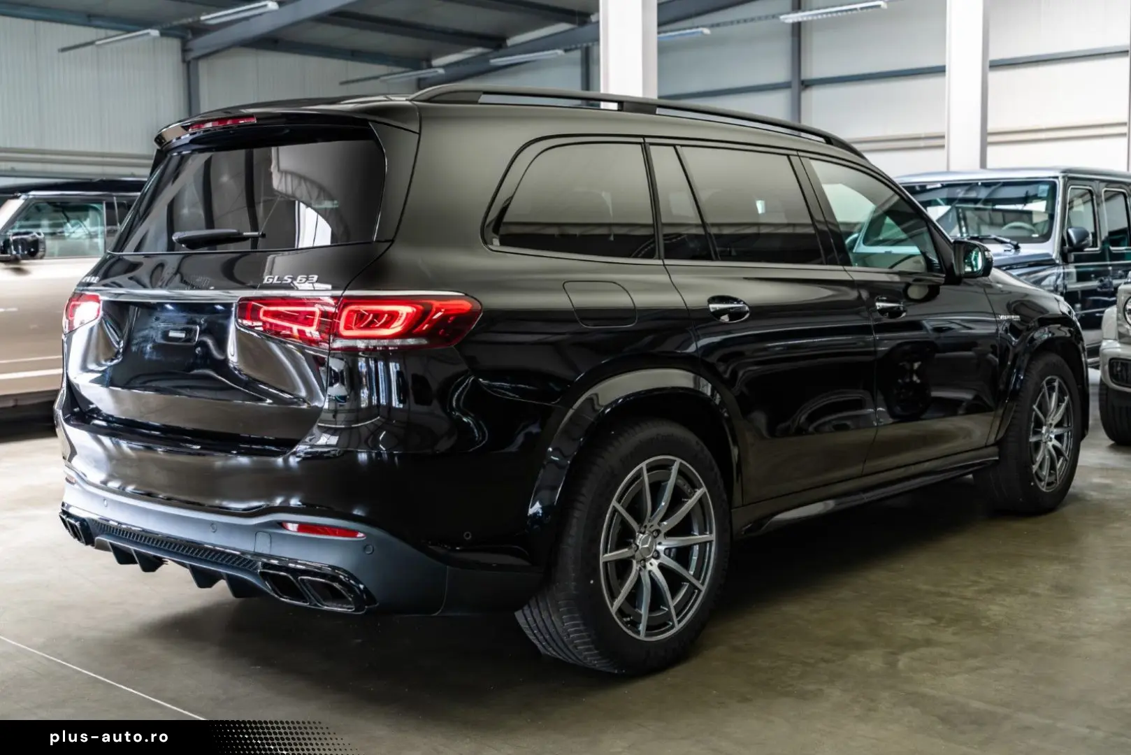 MERCEDES-BENZ GLS 63 4M AMG 4Matic    Pano   Head-Up   Night