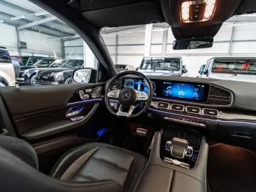 MERCEDES-BENZ GLS 63 4M AMG 4Matic    Pano   Head-Up   Night