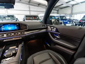 MERCEDES-BENZ GLS 63 4M AMG 4Matic    Pano   Head-Up   Night