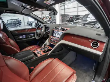 BENTLEY Bentayga 4.0 V8 EWB Mulliner New Model   4 Seats