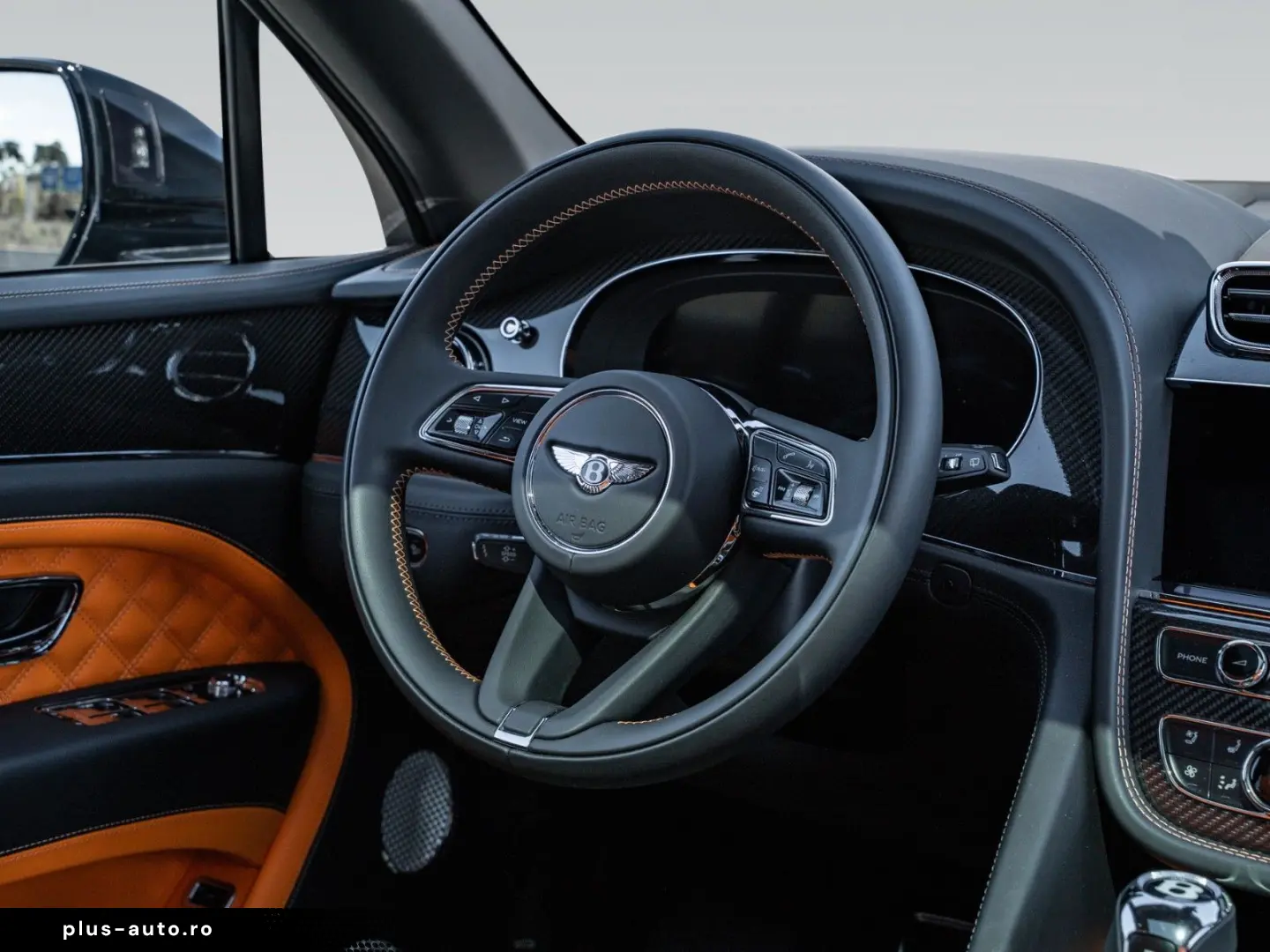 BENTLEY Bentayga S V8   Mulliner   Satin Paint   CCB