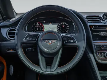 BENTLEY Bentayga S V8   Mulliner   Satin Paint   CCB