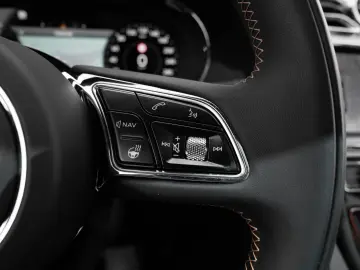 BENTLEY Bentayga S V8   Mulliner   Satin Paint   CCB