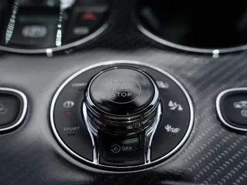 BENTLEY Bentayga S V8   Mulliner   Satin Paint   CCB