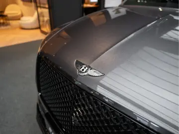 BENTLEY Bentayga V8 S Keramisch Mulliner Pakket 4.0 V8 S