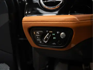BENTLEY Bentayga V8 S Keramisch Mulliner Pakket 4.0 V8 S