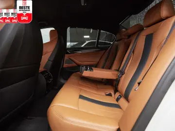 BMW M5 COMPETITION  50 JAHRE EDItion CARBON LASER MASSAGE