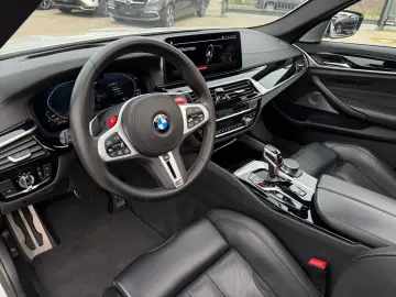 BMW M5 BMW-Garantie bis zum 31.05.2026 BowersWilkins