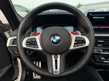 BMW M5 BMW-Garantie bis zum 31.05.2026 BowersWilkins