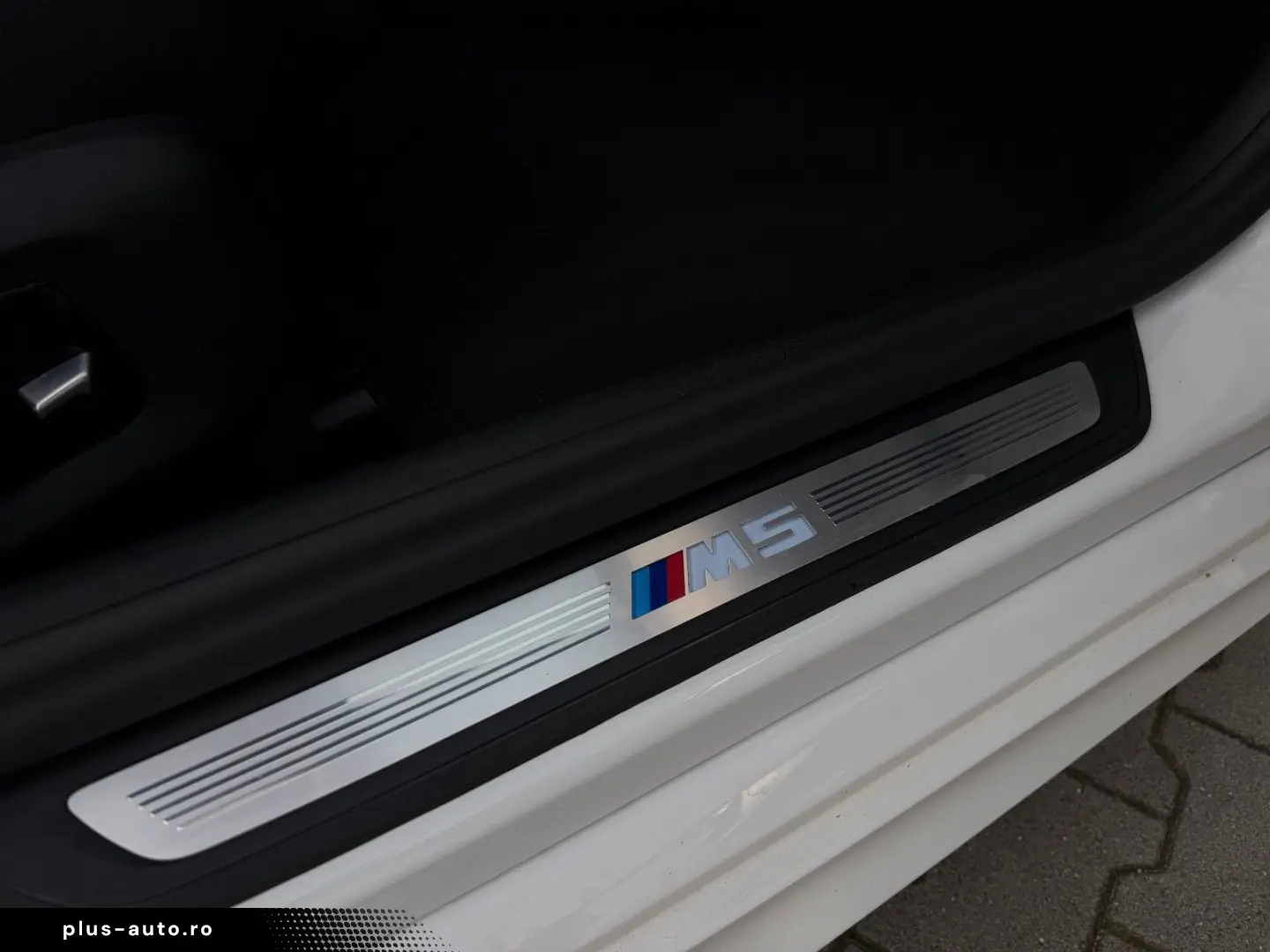 BMW M5 BMW-Garantie bis zum 31.05.2026 BowersWilkins