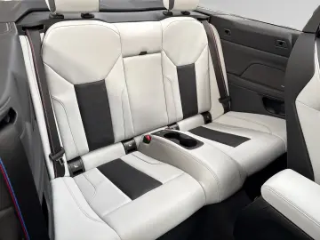 BMW M4 Competition Cabrio M xDrive Head-Up H K