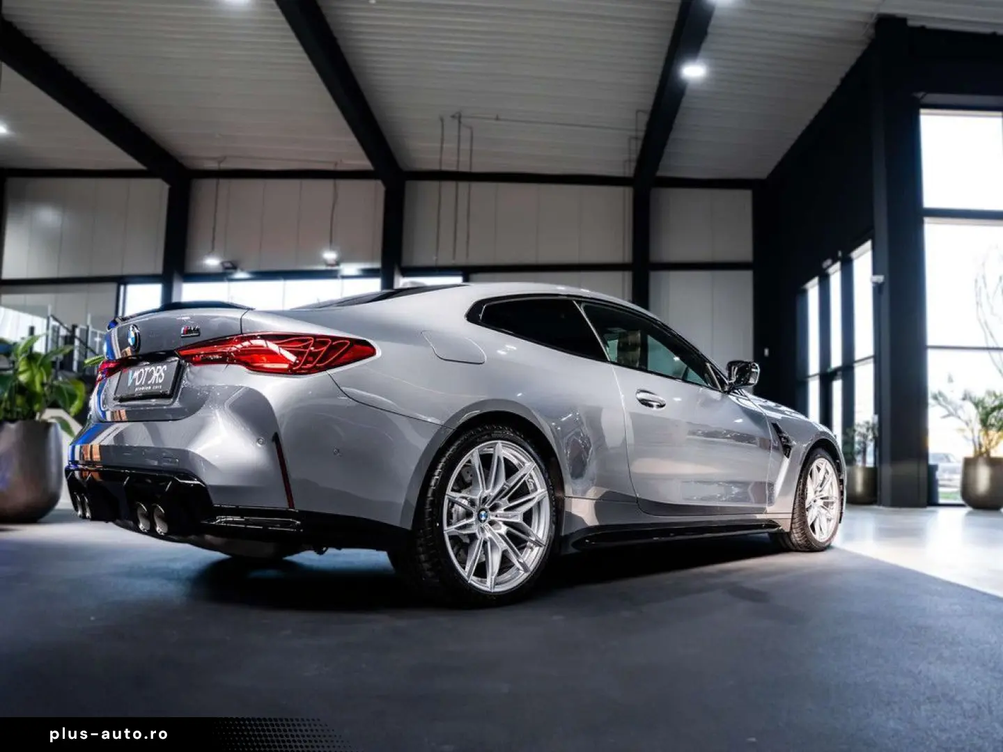 BMW M4 xDrive Competition - 360