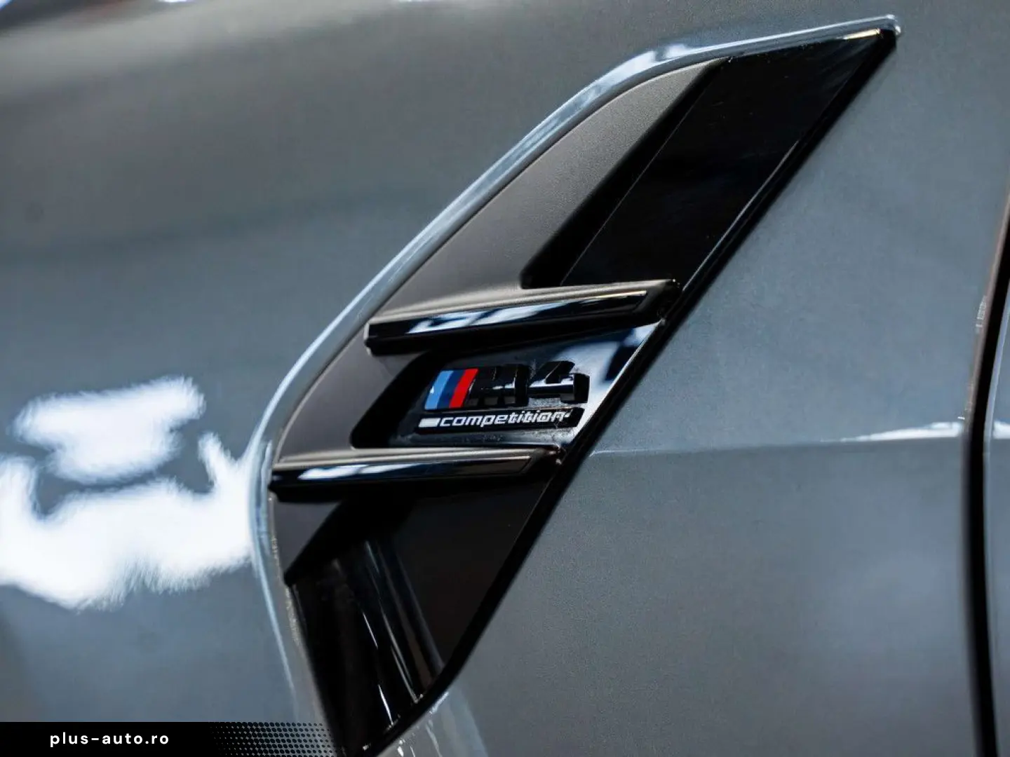 BMW M4 xDrive Competition - 360