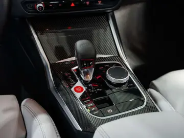 BMW M4 xDrive Competition - 360