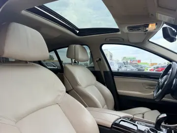 525xdrive M pachet 6500e avans 5500e in rate directe