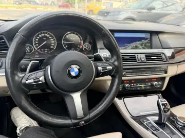 525xdrive M pachet 6500e avans 5500e in rate directe