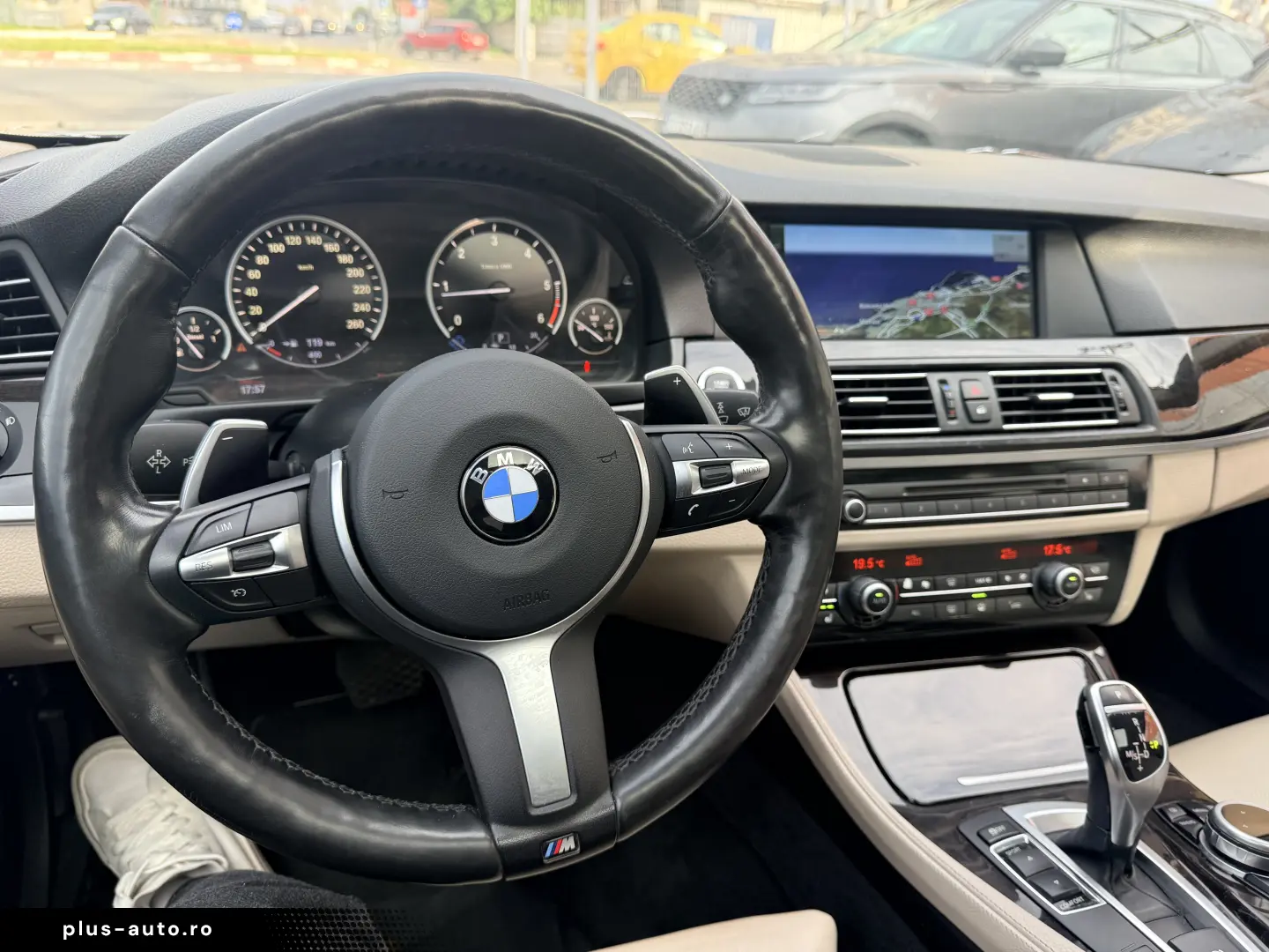 525xdrive M pachet 6500e avans 5500e in rate directe