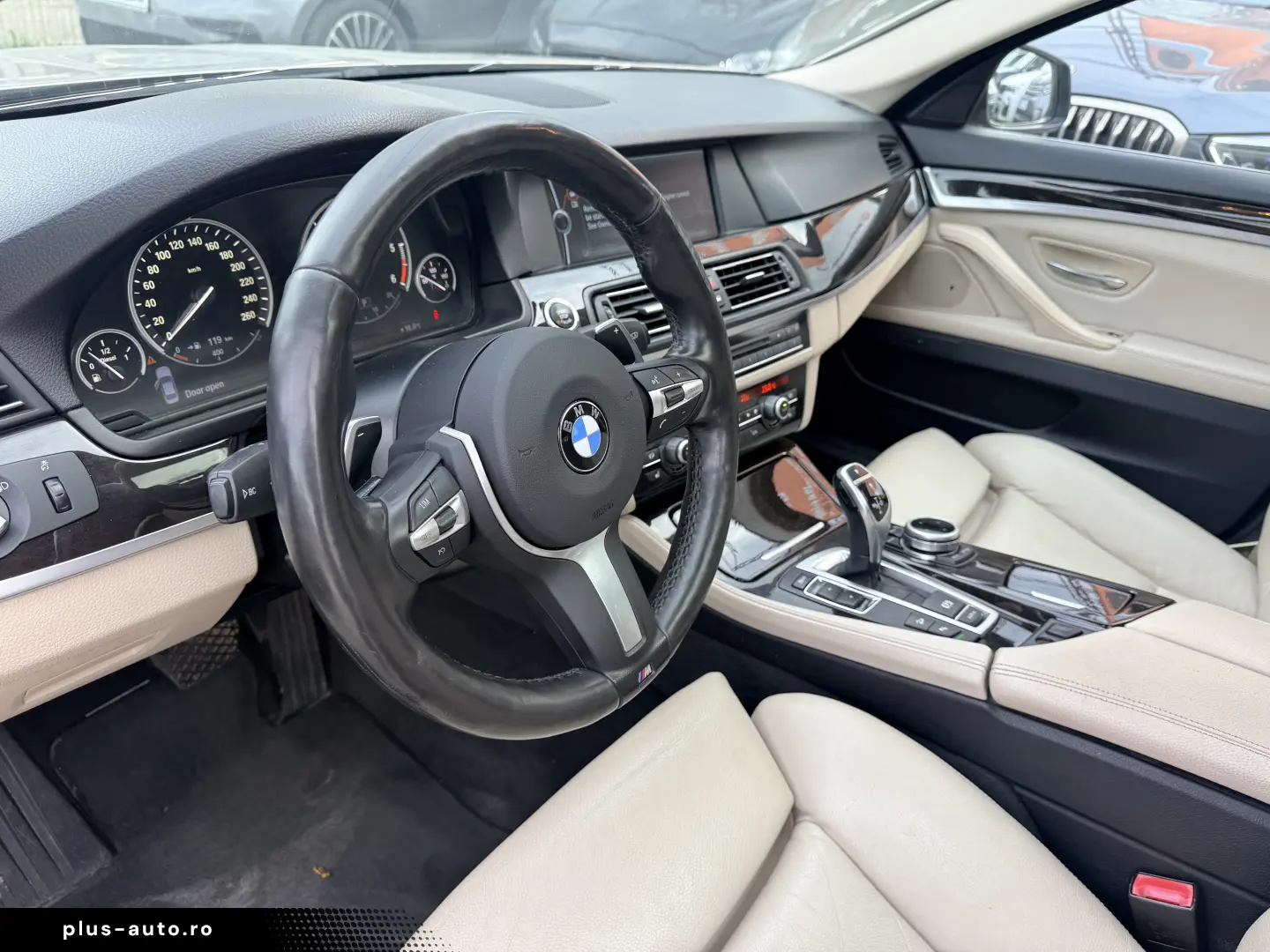 525xdrive M pachet 6500e avans 5500e in rate directe