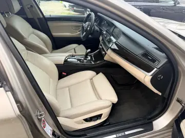 525xdrive M pachet 6500e avans 5500e in rate directe