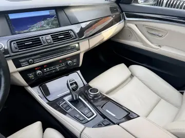 525xdrive M pachet 6500e avans 5500e in rate directe