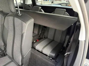 Peugeot 5008 Gen-Ii-2016